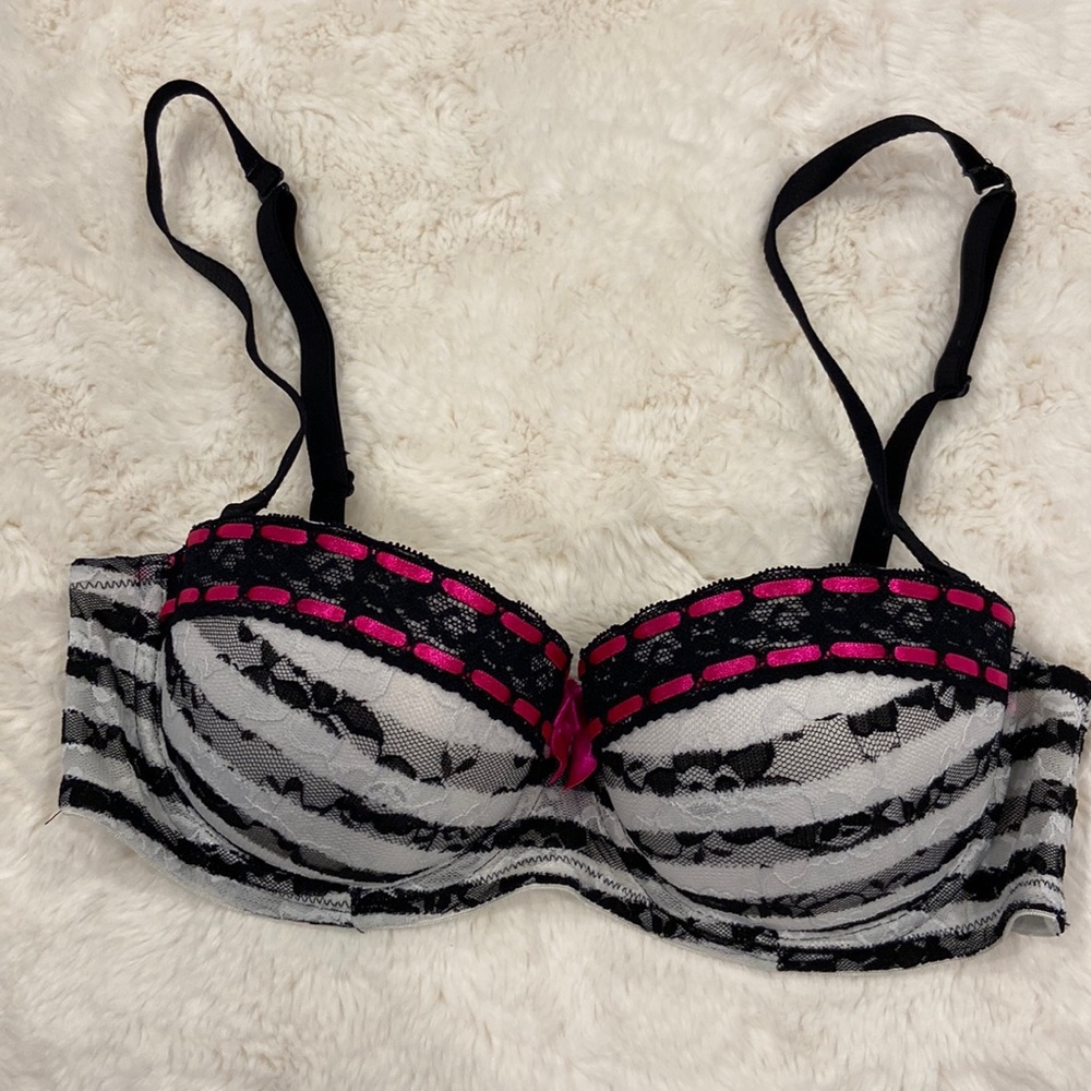 EUC * La Senza * Perfectly Me Balconnet Bra * 32B